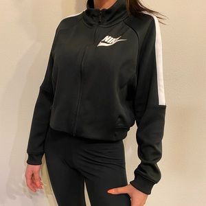 Nike crop jacket